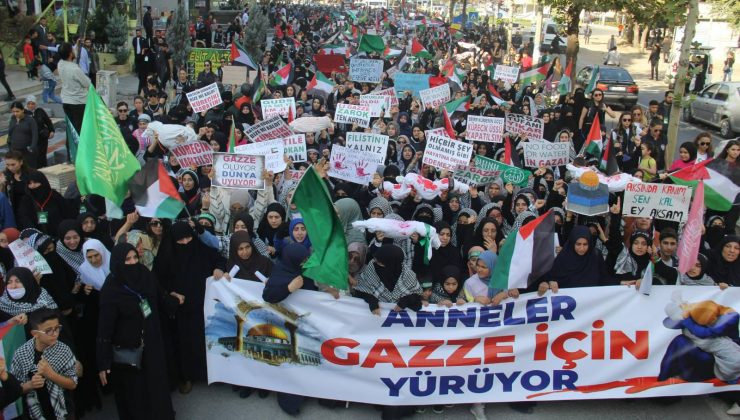 Anneler Gazze İçin Yürüdü