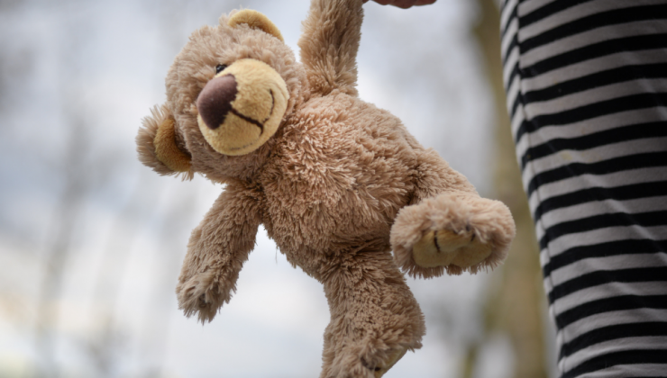 Kaybettiğimiz 5 bin 500 masum çocuğun ve bebeğin acısı yüreklerimizi yakıyor