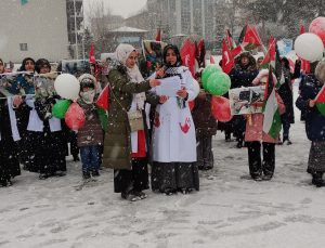 Erzurumlu Hekimler Filistin’e Destek Yürüyüşlerine Devam Ediyor