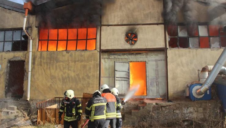 Mobilya fabrikasında yangın