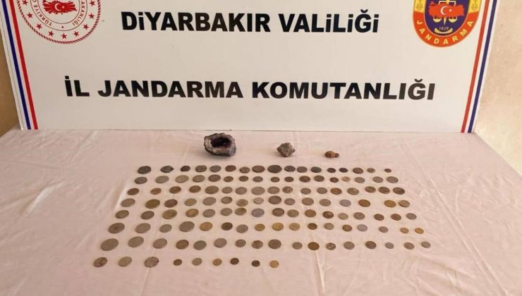 Diyarbakır’da 130 adet sikke ve obje ele geçirildi