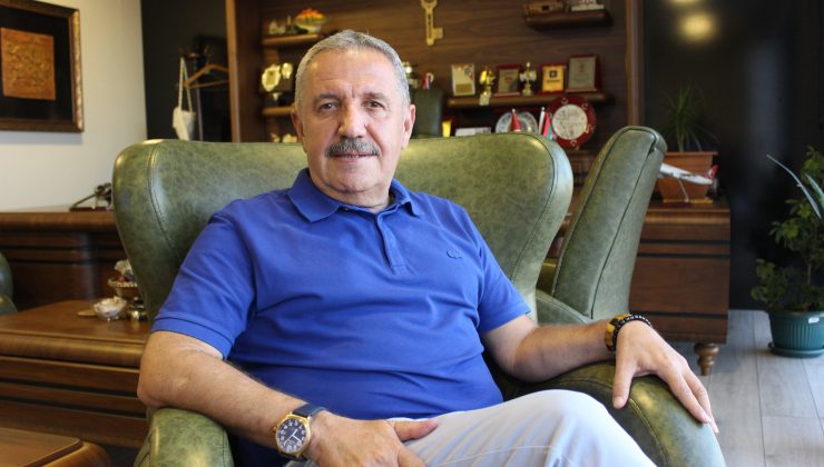 ADNAN ÖKTÜREN; “49 yıllık memuriyet hayatımda 4 binin üzerinde insana iş imkânı sağladım”