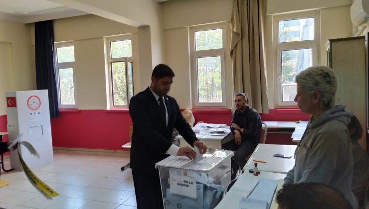 Kayapınar Adayı Yahya Kılıç Oyunu Kullandı: “Başımız Dik Anlımız Açık”