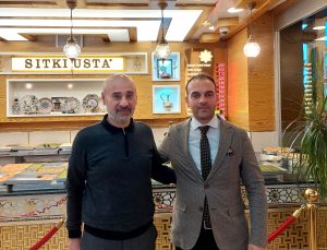 Sıtkı Usta, Gençlik Derneği’nin Projelerine Yeniden Sponsor Oldu