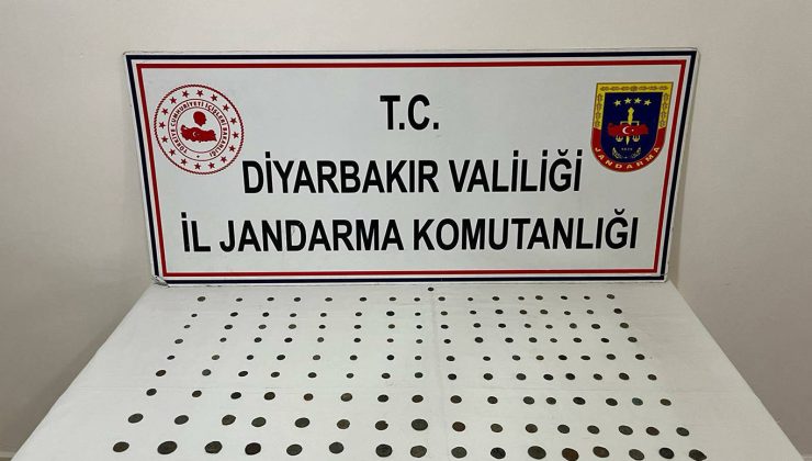 Diyarbakır’da 145 adet tarihi eser ele geçirildi
