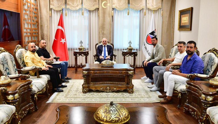 Vali Zorluoğlu’ na Ziyaretler Sürüyor