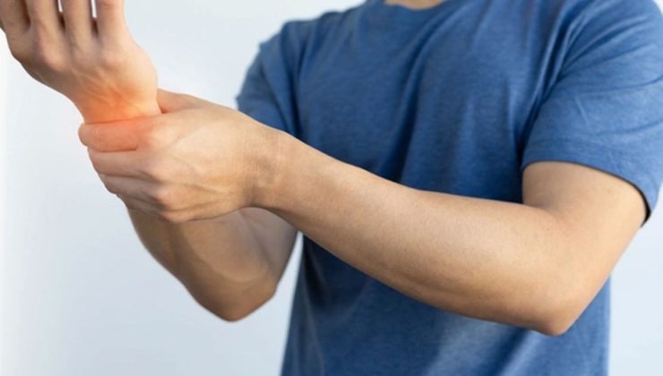 Elde Uyuşma ve Karıncalanma Hastalığın Habercisi Olabilir!