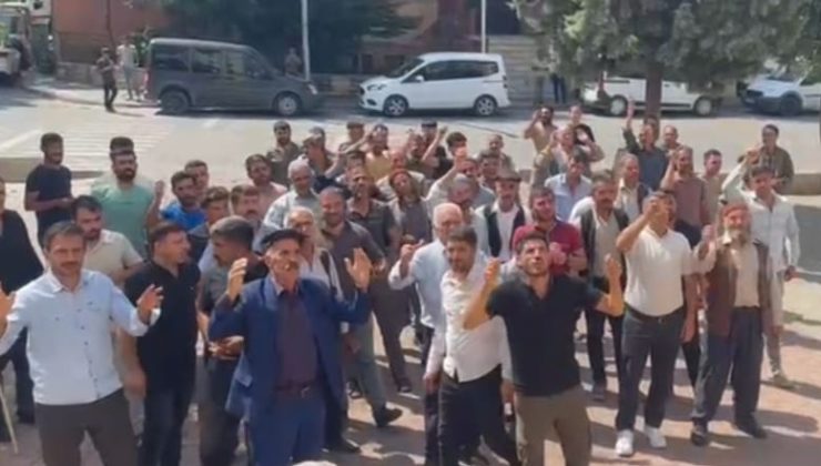 KÖYLÜLERDEN PERVARİ KAYMAKAMI’ NA PROTESTO!