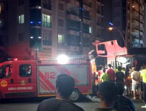 Virajı Alamayan Belediye Aracı Devrildi: 1 Yaralı