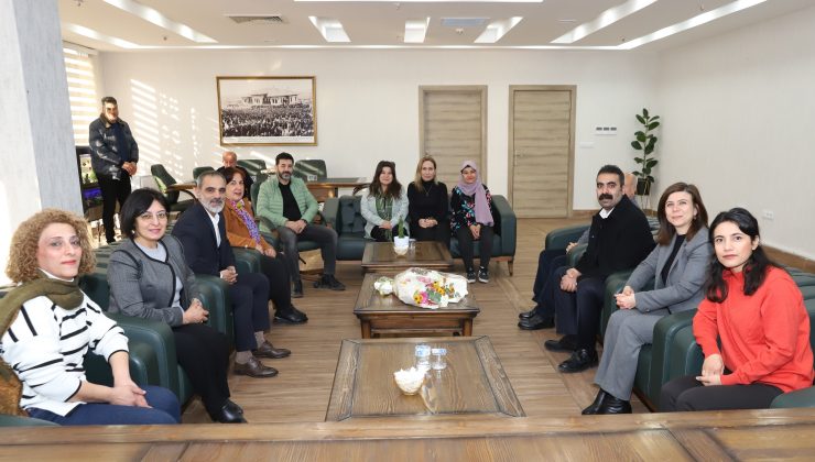 DBB Eşbaşkanlarından Kayapınar Belediyesi’ ne Ziyaret