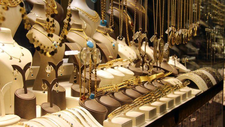 Kuyumcular: Altın Yükselmiyor, Alım Gücünü Koruyor