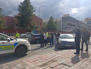 Diyarbakır’da Maddi Hasarlı Trafik Kazası