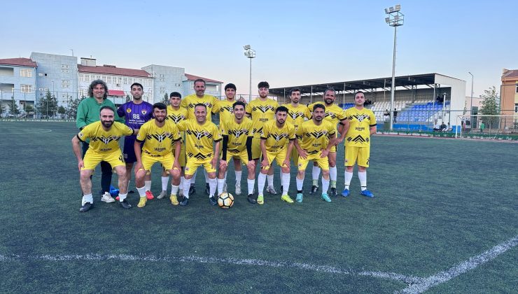 Fahrettin Gezer: Diyarbakırlı Gençler İçin Kendi İmkânlarıyla Sporun Kapılarını Açıyor