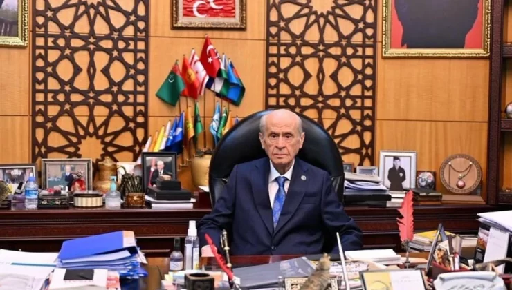 Devlet Bahçeli Mesaisine Başladı
