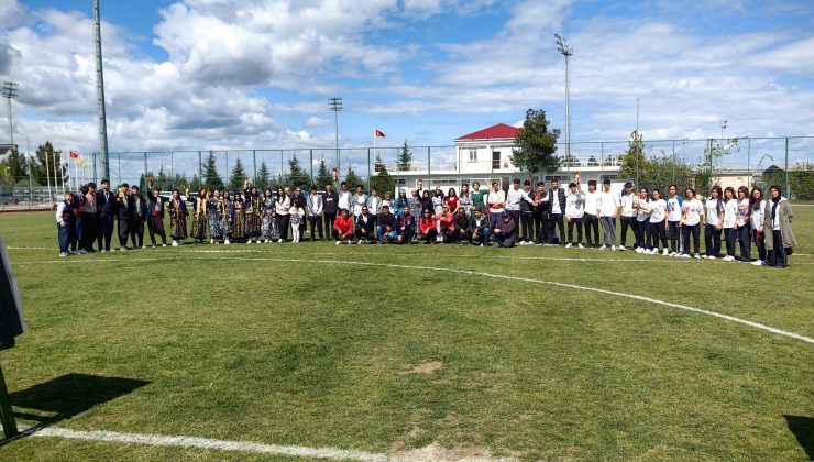 Diyarbakır’da Geleneksel Türk Okçuluğu Müsabakaları İlgi Gördü
