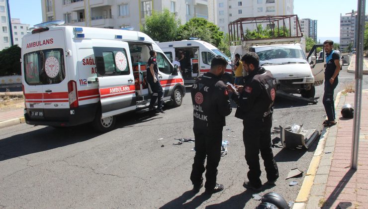Diyarbakır’da Trafik Kazası: 2 Yaralı