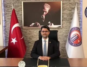 ÇOMÜ Rektörü Prof. Dr. Erenoğlu’ndan 30 Ağustos Zafer Bayramı mesajı