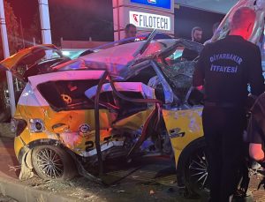 Diyarbakır’da Ticari Taksi Kazası: 3 Yaralı