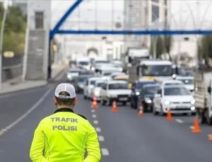 İstanbul’da 30 Ağustos ve Triatlon Şampiyonası nedeniyle yollar kapatıldı
