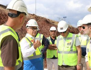 Balıkesir Büyükşehir’in “Başiskele Kavşağı Koridor Projesi” tam yol ilerliyor