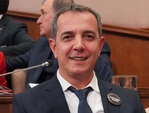 Beyoğlu Belediyesi Başkanvekilliğine Sefer Karaahmetoğlu seçildi