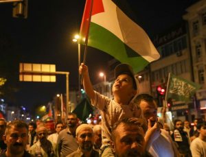 Binlerce kişi Fatih’te Gazze için yürüdü