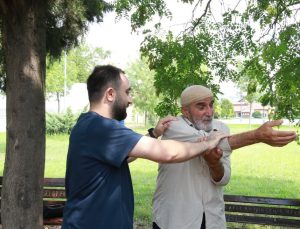 Kocaeli Büyükşehir’den Alzheimer hastalarına şefkat eli