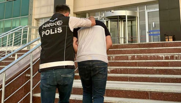 Kars Emniyet Müdürlüğü 8 yıl 4 ay hapis cezalı şahısı yakaladı