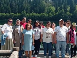 Kars Engelsiz Yaşam Merkezi’nden Karagöl’e moral dolu gezi