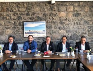 Gazi Kars Vakfı Kars’ta tanıtıldı