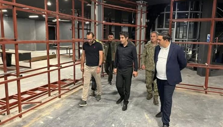 Sarıkamış Kaymakamı ve Belediye Başkanı Kılıç'tan Milli Park merkezine ziyaret