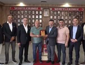 Gazi Kars Vakfı’ndan Kars Şehit ve Gaziler Derneği’ne anlamlı ziyaret