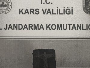 Tarihi eser kaçakçılığı operasyonu: Kars’ta Bizans dönemine ait kitap ele geçirildi