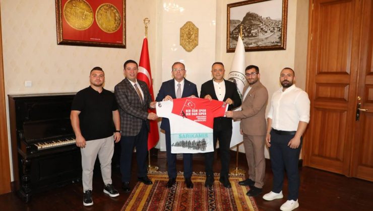 Kars’ta Muaythai Çocuklar Türkiye Şampiyonası heyecanı başladı