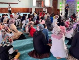 Kars Emniyeti'nden Aile Yılı’na özel bilinçlendirme etkinliği