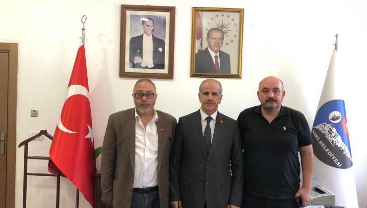 TİMBİR Kars Temsilcisi Daşdelen'den Belediye Başkan Yardımcısı Mehmet Aşasın’a hayırlı olsun ziyareti