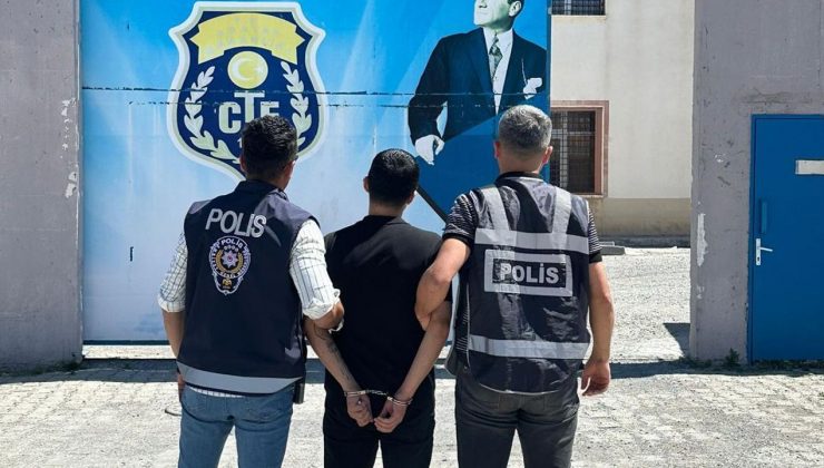 Kars'ta aranan şahıs sahte kimlikle yakalandı