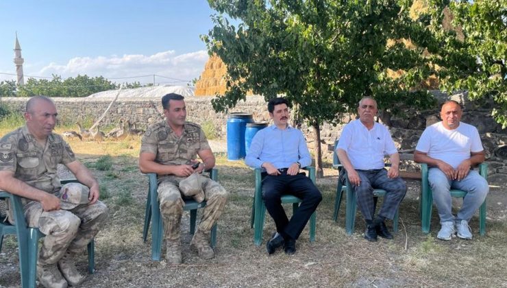 Digor Kaymakamı Ahmed Tayyib Kahraman, Çatak Köyü’nde vatandaşlarla buluştu