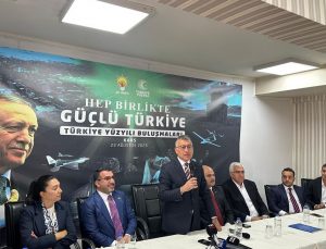AK Parti Grup Başkanı Abdullah Güler, CHP Genel Başkanı Özgür Özel'i siyasi kalpazanlıkla suçladı