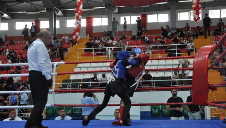Çocuklar Türkiye Muaythai Şampiyonası, Kars’ta büyük bir heyecanla devam ediyor