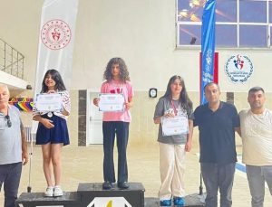 Kars, AniCup Yüzme Şampiyonası’na ev sahipliği yaptı