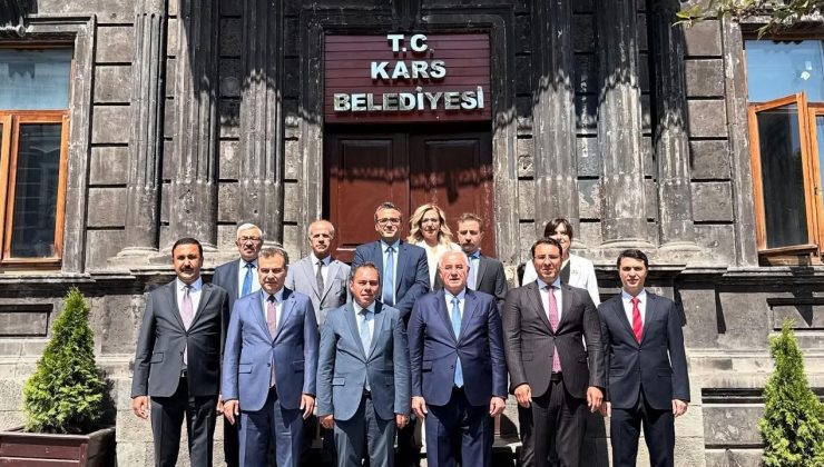 Kamu Başdenetçisi Mehmet Akarca'dan Kars Belediye Başkanı Prof. Dr. Ötügen Senger’e ziyaret