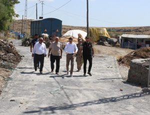 Selim Kaymakamı Mehmet Ali Semiz’den köy yollarına yakın takip