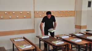 Kars'ta toplam 638 bin adet ders kitabı, sıralarda yerini aldı