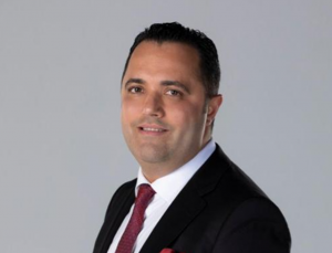 Avukat Rezan Epözdemir rüşvet, casusluk ve FETÖ’ye yardım iddiasıyla gözaltında