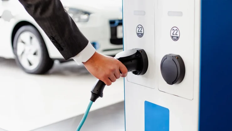 Elektrikli araç şarj altyapısı büyümeye devam ediyor