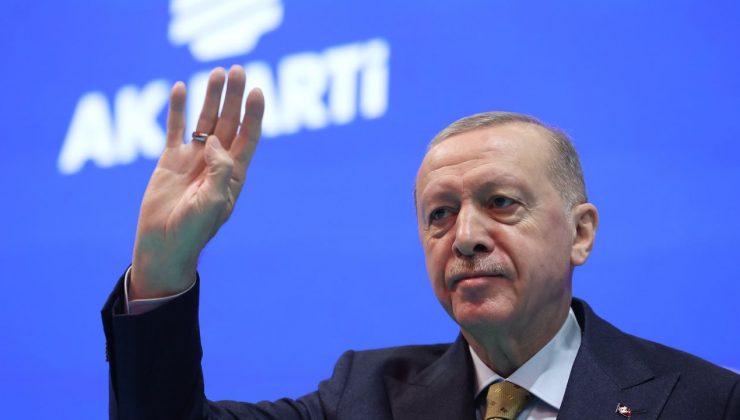 Cumhurbaşkanı Erdoğan: Tetikçileri ile itibar suikastı düzenleyenlere boyun eğmeyiz