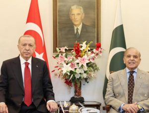 Cumhurbaşkanı Erdoğan, Pakistan Başbakanı ile telefon görüşmesi yaptı