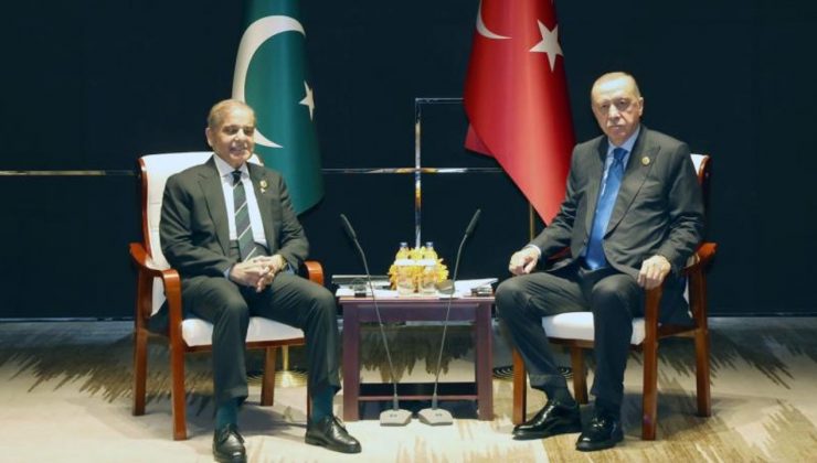 Cumhurbaşkanı Erdoğan'ın Çin'de diplomasi trafiği: Pakistan Başbakanı Şerif ile görüştü