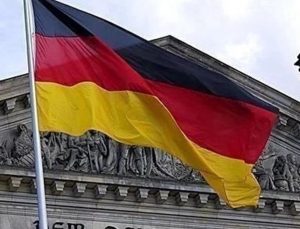 Almanya, İsrail’e silah satışlarını askıya aldı